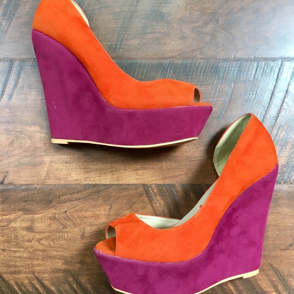 Statement purple orange color block Traffic wedges